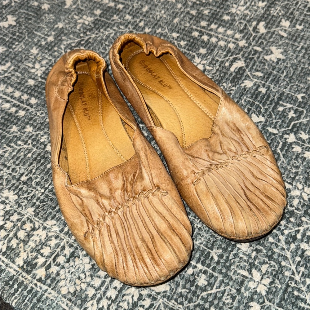 Chocolat Blu | Pleated Soft Leather "Vic" Micro-Wedge Flats light tan  size 7.